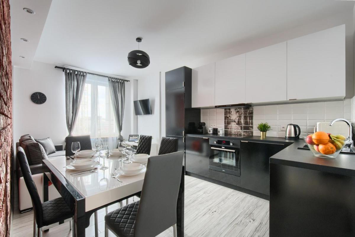 Oomph Warsaw Central Premium Apartments Varsóvia Exterior foto